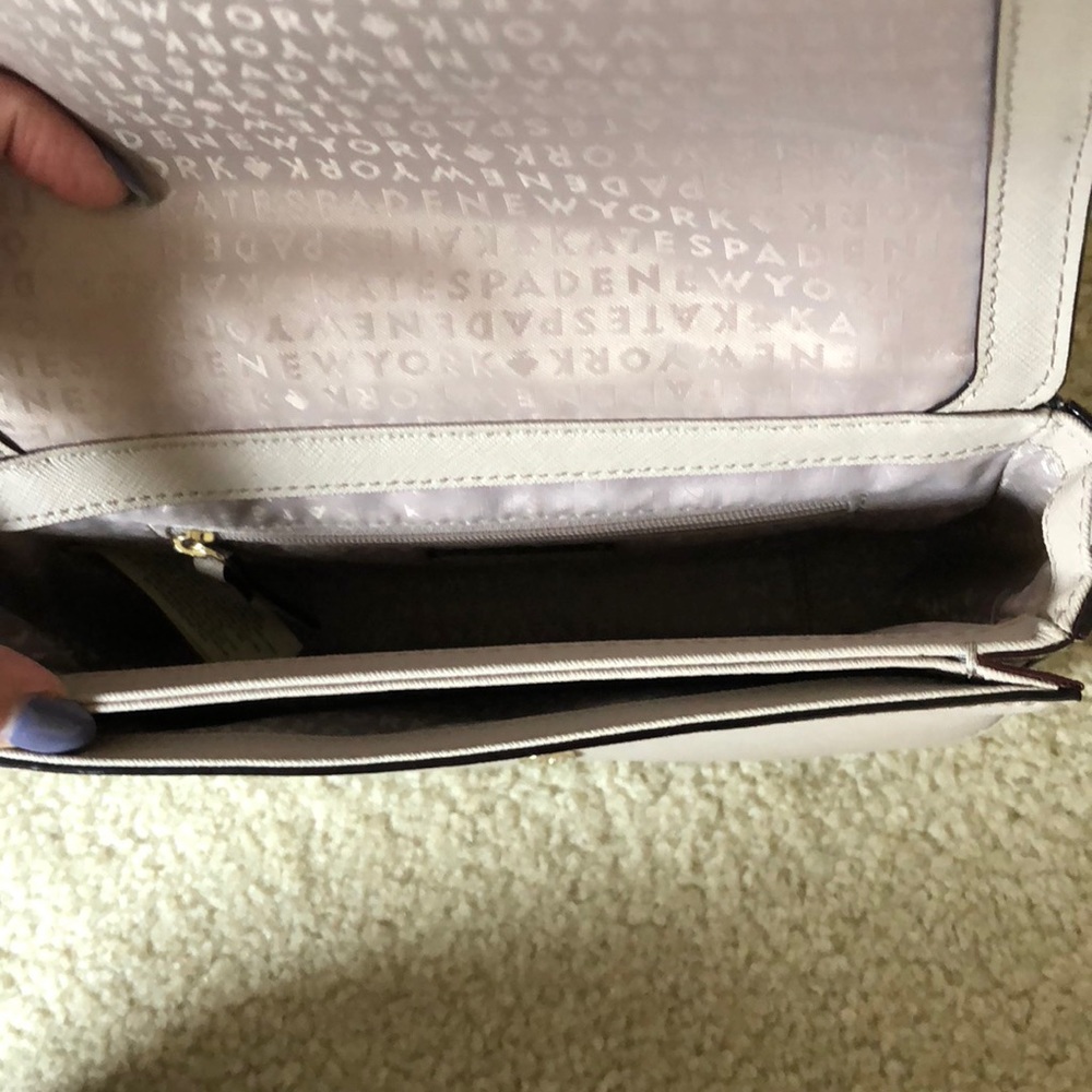 Kate Spade Tan Crossbody purse - Picture 4 of 7